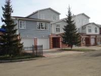 продаю Таунхауз у залива, 310 кв.м., 3 этажа, 7 комнат